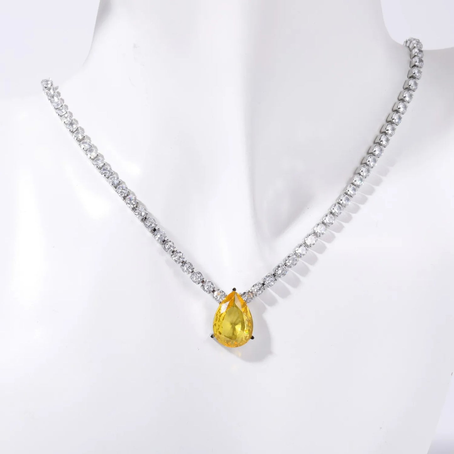 Teardrop / Heart Pendent Tennis Chain Necklace