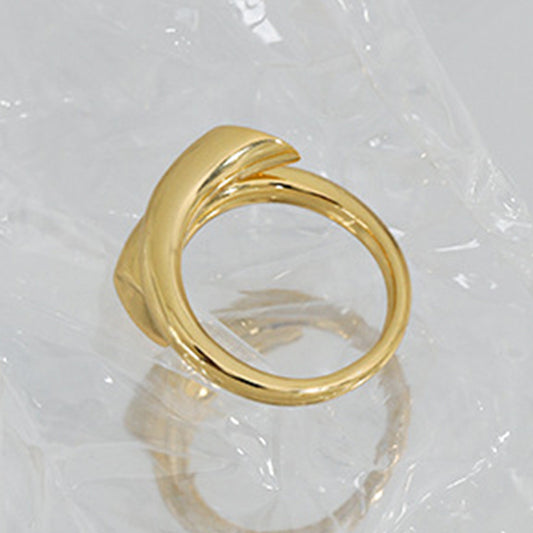 Twilight Twist Ring ( Adjustable )