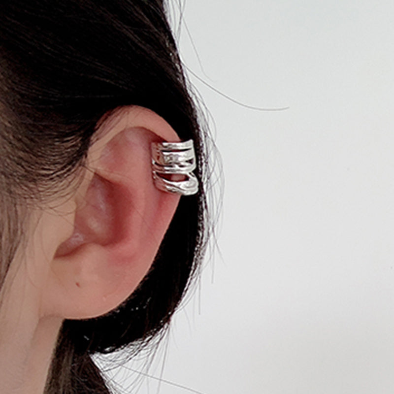 Hollow Wound Ear Cuff (One Piece)
