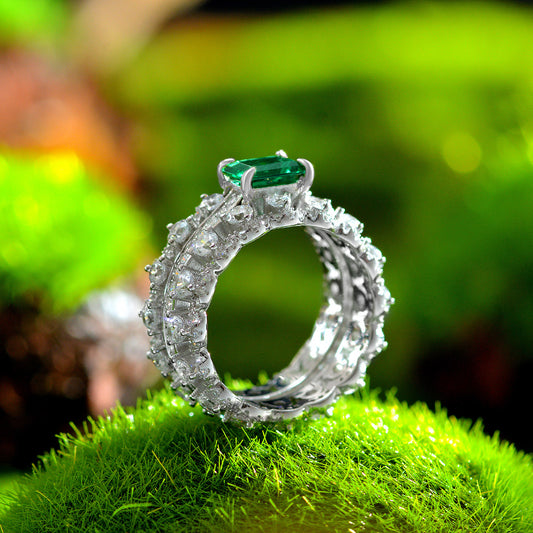 Luxury Emerald White Gold Plated Silver Ring