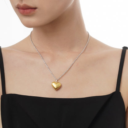 Amoura Necklace