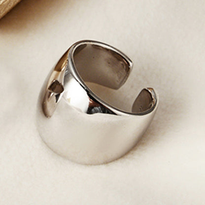 Hook Huggies Chunky Ear Cuff (One Piece)