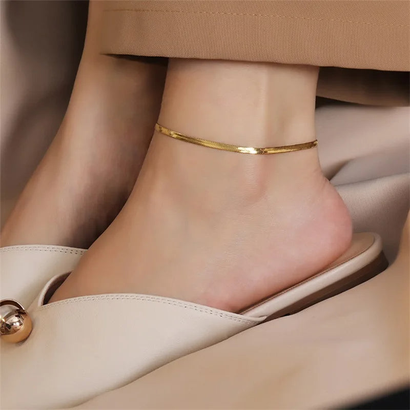 AquaLuxe Anklet