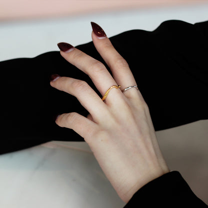 Serpentine Elegance Ring ( Adjustable )