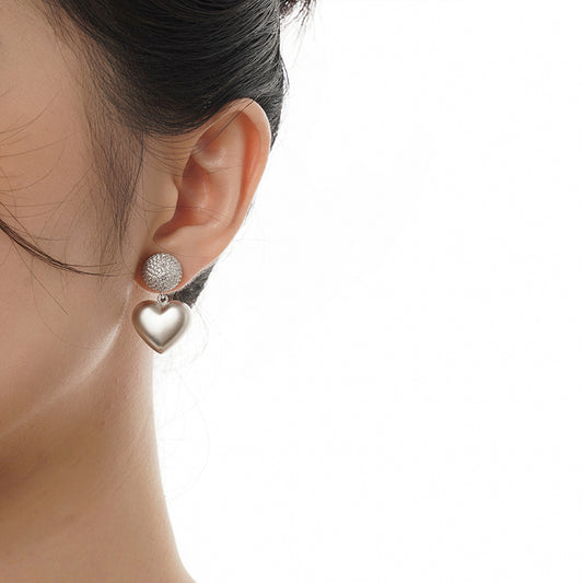 Amoura Earrings