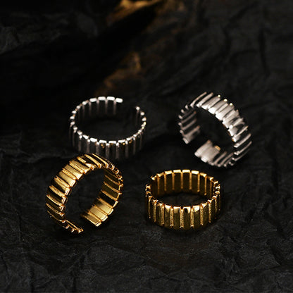 Gilded Gleam Ear Cuff (One Piece)