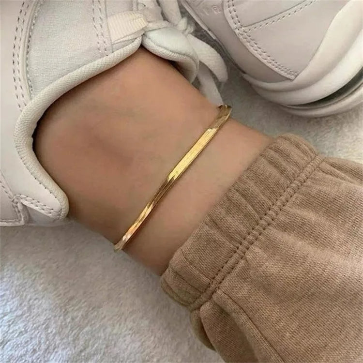 AquaLuxe Anklet