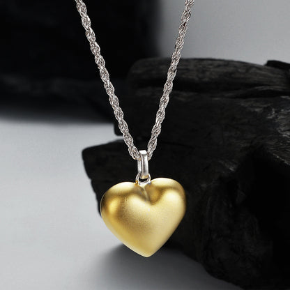 Amoura Necklace