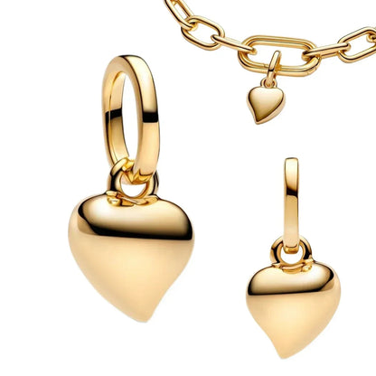 Signature Story Charms