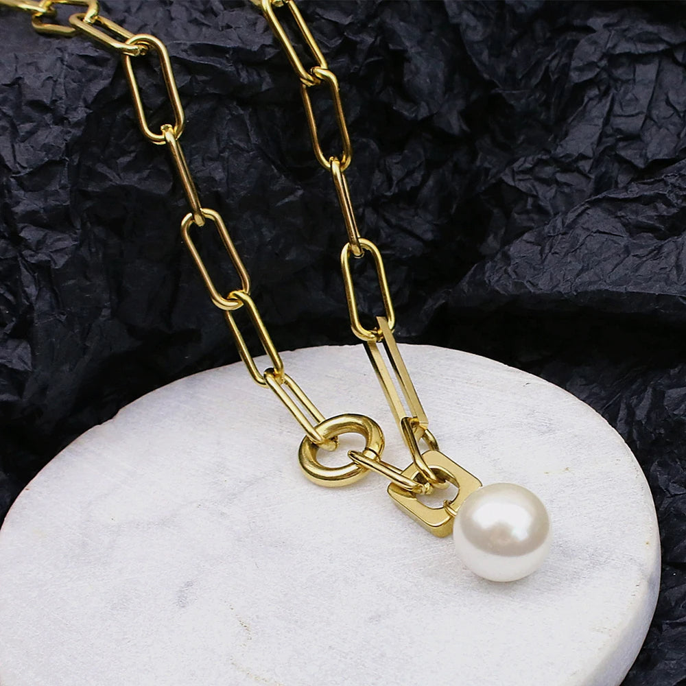 Freshwater Pearl Pendant Chain Necklace