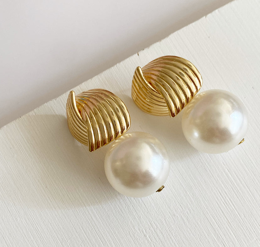 Pearl and Gold Harmony Earrings