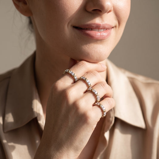 Shimmering Stitch Gold Ring with Sparkle crystal (Adjustable)