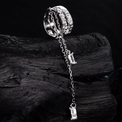 Trendy Diamond Pendant Ear Cuff (One Piece)