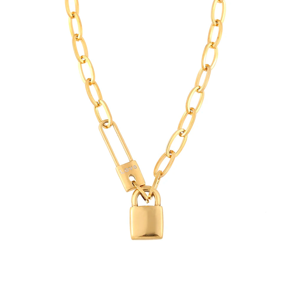 Lock Catch Necklace