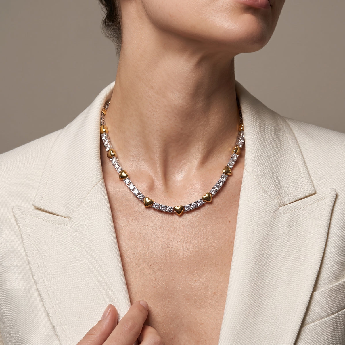 Shimmering Heart gold Necklace with Sparkle crystal