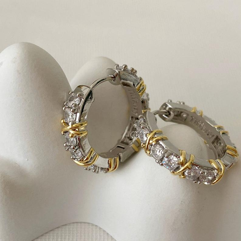 Shimmering Stich gold Earring Hoop with Sparkle crystal