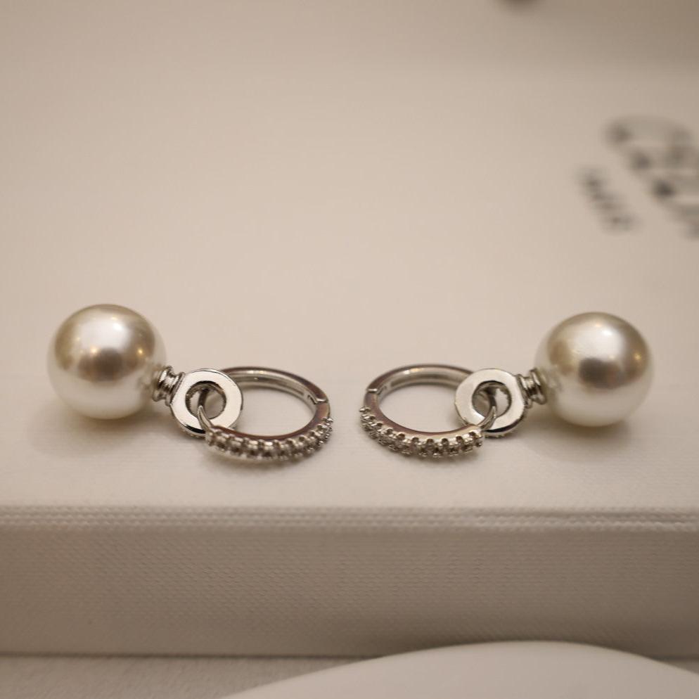 Elegant Pearl Hoops Earrings