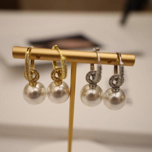 Elegant Pearl Hoops Earrings