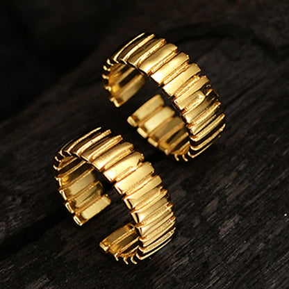 Gilded Gleam Ear Cuff (One Piece)