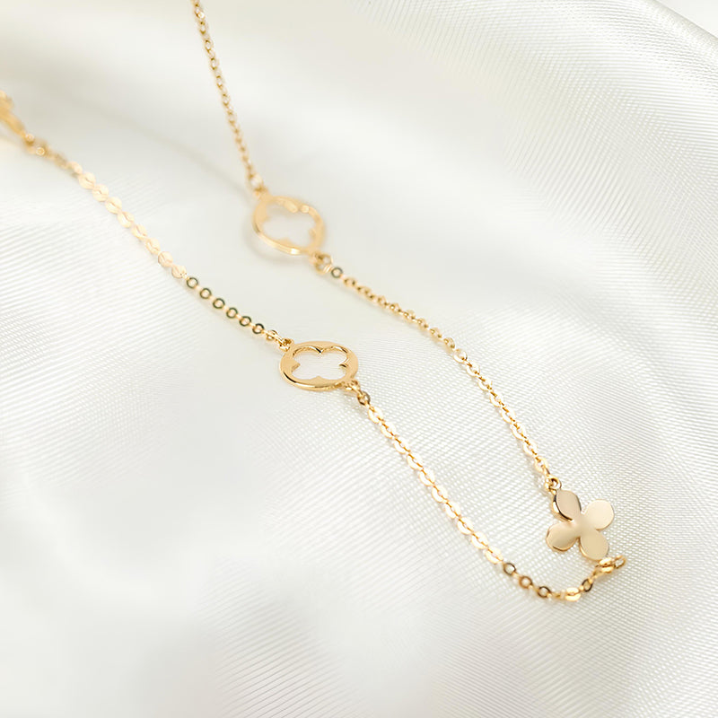 Clover Necklace