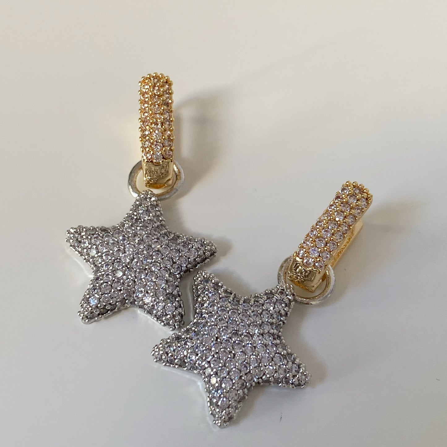 Shiny Charm Star Earring