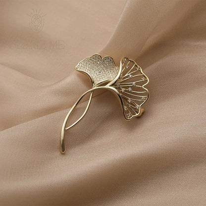 Éventail Brooch