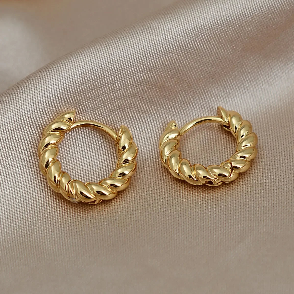 Geometric Circle Big Huggies Hoop Earrings - Different Sizes