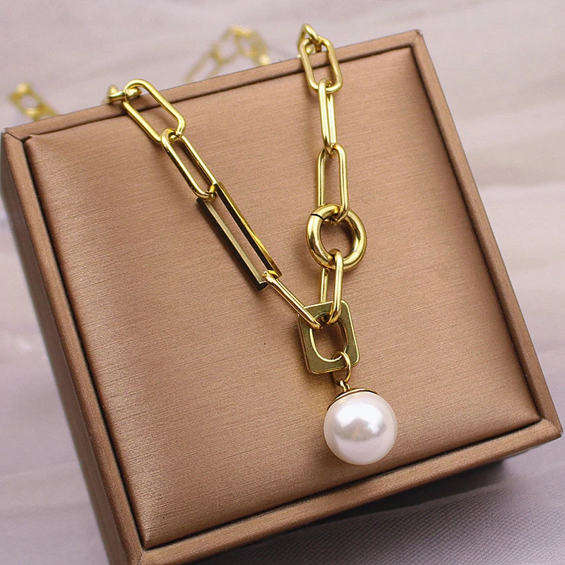 Freshwater Pearl Pendant Chain Necklace